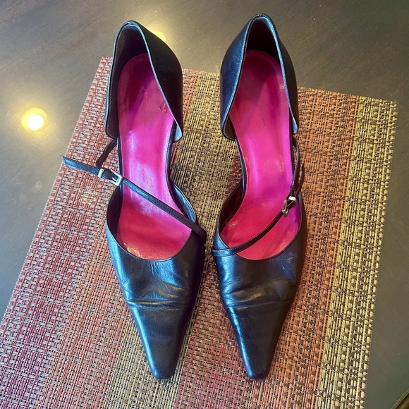 Aldo Black Leather Heels with Pointed Toes and Ankle Strap Size 9.5 or 40 - Picture 1 of 5